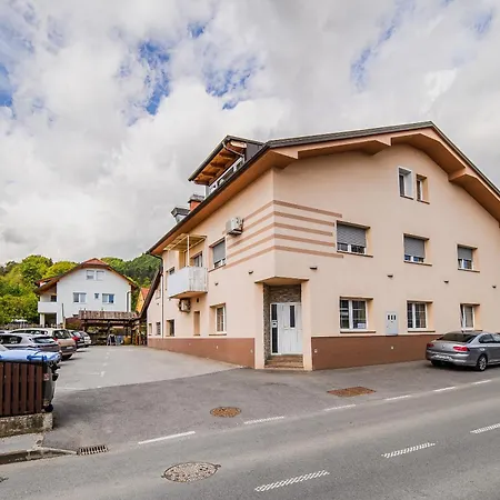 Bed & Breakfast Mio Nonno Ex Bizeljcan Lubiana