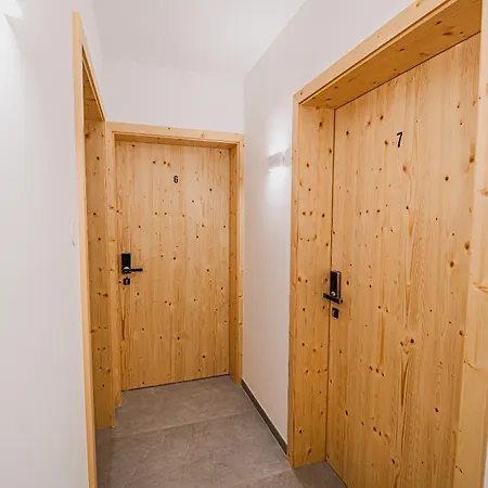 Mio Nonno krevet i doručak 3*